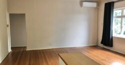 JB MARKS RD – BULWER- LINHOLME- WELL PRESENTED 2 BEDROOM/2 BATH APARTMENT WITH A LOCK UP GARAGE