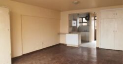 SOUTH BEACH- PRINCE STREET- OCEAN WAY- WELL PRESENTED BACHELOR APARTMENT WITH 1 COVERED PARKING
