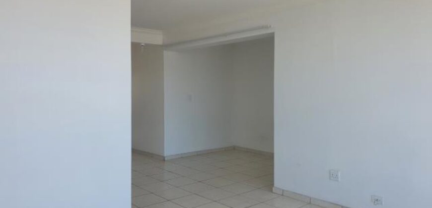 465 BEREA RD- STANMORE GARDENS- 4 BEDROOM DUPLEX STYLE APARTMENT WITH A LOCK UP GARAGE FOR SALE -124 SQM