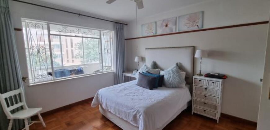 MORNINGSIDE- GORDON RD – ROSELEA COURT-SPACIOUS 1.5 BEDROOM 1 BATH APARTMENT WITH 1 OPEN PARKING