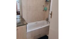 MORNINGSIDE- GORDON RD – ROSELEA COURT-SPACIOUS 1.5 BEDROOM 1 BATH APARTMENT WITH 1 OPEN PARKING