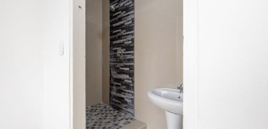 MUSGRAVE- SAN LEANDRO- 88 CURRIE RD -WELL PRESENTED 2 BEDROOM 2 BATH APARTMENT WITH 1 LOCK UP GARAGE