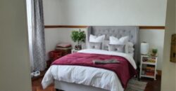 ESSENWOOD- CLYSEN COURT- SPACIOUS 2 BEDROOM 1 BATH APARTMENT WITH 1 AUTOMATED GARAGE
