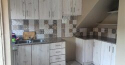 465 BEREA RD- STANMORE GARDENS- 4 BEDROOM DUPLEX STYLE APARTMENT WITH A LOCK UP GARAGE FOR SALE -124 SQM