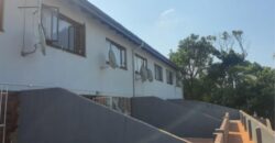 465 BEREA RD- STANMORE GARDENS- 4 BEDROOM DUPLEX STYLE APARTMENT WITH A LOCK UP GARAGE FOR SALE -124 SQM