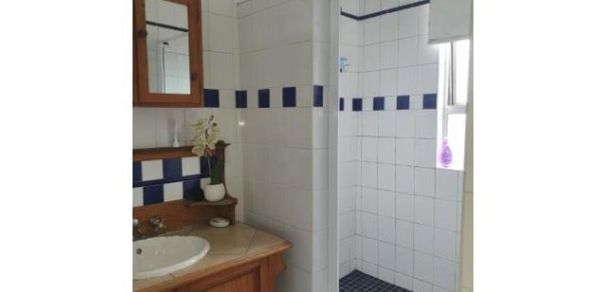 35 STEPHEN DLAMINI-ESSENWOOD-CROFTON – WELL PRESENTED  2 BEDROOM 1 BATH APARTMENT WITH A LOCK UP GARAGE