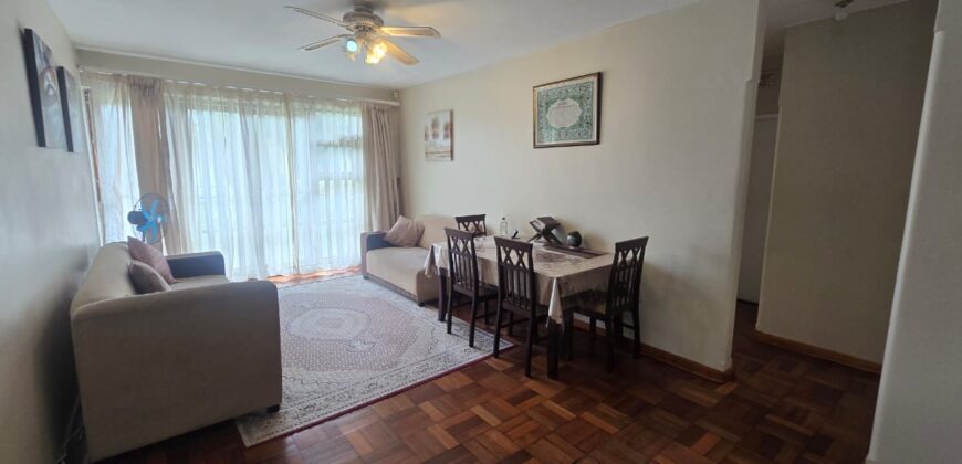 CRESTEDGE- SILVER OAK AVE- WELL PRESENTED 2 BEDROOM/1 BATH APARTMENT WITH 1 OPEN BAY PARKING FOR SALE