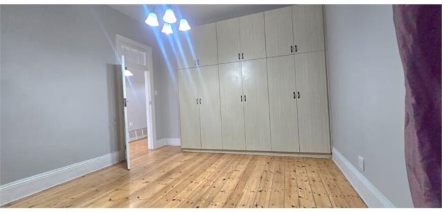 ESSENWOOD RD- WELL PRESENTED 2 BEDROOM/ 2 BATH HOME WITH 1 AUTOMATED LOCK UP GARAGE- TO RENT
