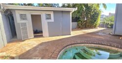 ESSENWOOD RD- WELL PRESENTED 2 BEDROOM/ 2 BATH HOME WITH 1 AUTOMATED LOCK UP GARAGE- TO RENT