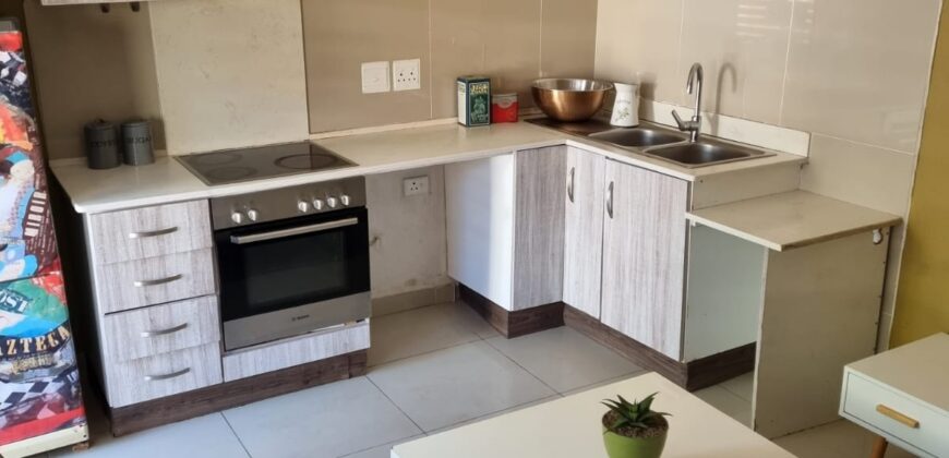 ESSENWOOD- JUNIPER RD- INVESTORS DREAM- 7 BEDROOM/ 7 BATHROOM- 1 lOCK UP GARAGE WITH TANDEM PARKING 5 CARS.