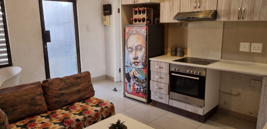 ESSENWOOD- JUNIPER RD- INVESTORS DREAM- 7 BEDROOM/ 7 BATHROOM- 1 lOCK UP GARAGE WITH TANDEM PARKING 5 CARS.