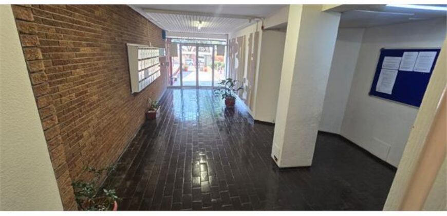 GREYVILLE- AVONDALE RD- ST FORTH- WELL PRESENTED 1 BEDROOM 1 BATH APARTMENT WITH SECURE PARKING TO RENT