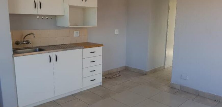 MAYVILLE- 474 JAN SMUTS HIGHWAY- BRIDGEFORT-WELL PRESENTED 1 BEDROOM APARTMENT WITH 1 SECURE PARKING TO RENT