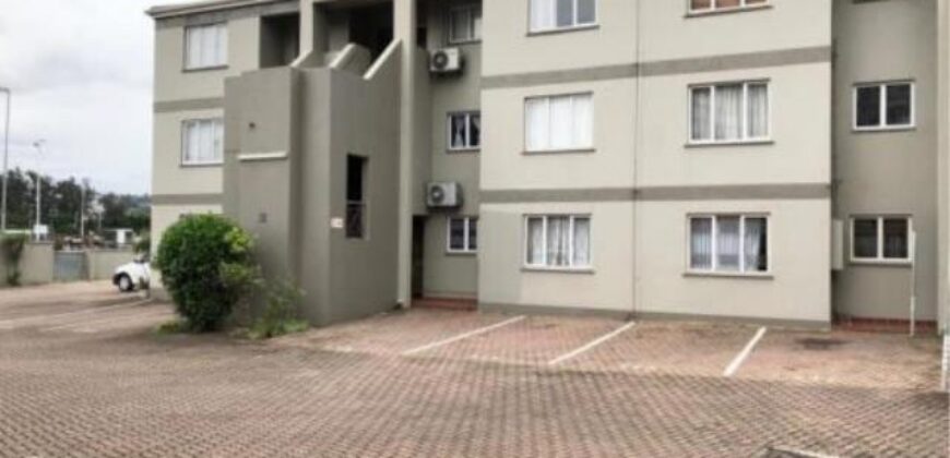 NORTH BEACH – 41 SOL HARRIS CRESCENT- SUMMERSANDS- WELL PRESENTED 2 BEDROOM 1 BATH APARTMENT WITH 1 PARKING TO RENT