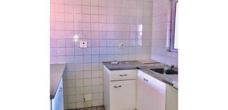 NORTH BEACH – 41 SOL HARRIS CRESCENT- SUMMERSANDS- WELL PRESENTED 2 BEDROOM 1 BATH APARTMENT WITH 1 PARKING TO RENT