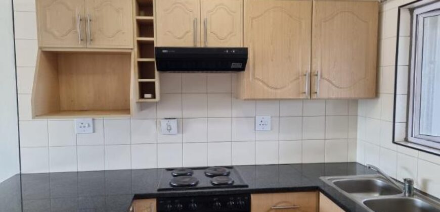 NORTH BEACH – SUMMER SANDS- SOL HARRIS CRESCENT- WELL PRESENTED 2 BEDROOM 1 BATH WITH 1 SECURE PARKING FOR SALE