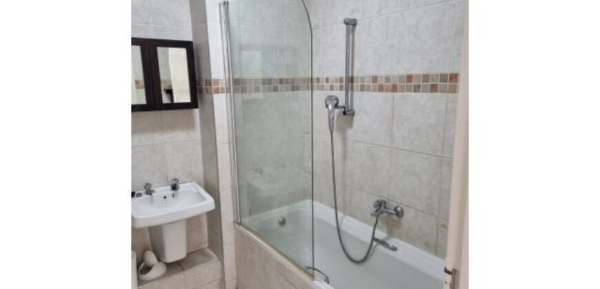 NORTH BEACH – SUMMER SANDS- SOL HARRIS CRESCENT- WELL PRESENTED 2 BEDROOM 1 BATH WITH 1 SECURE PARKING FOR SALE