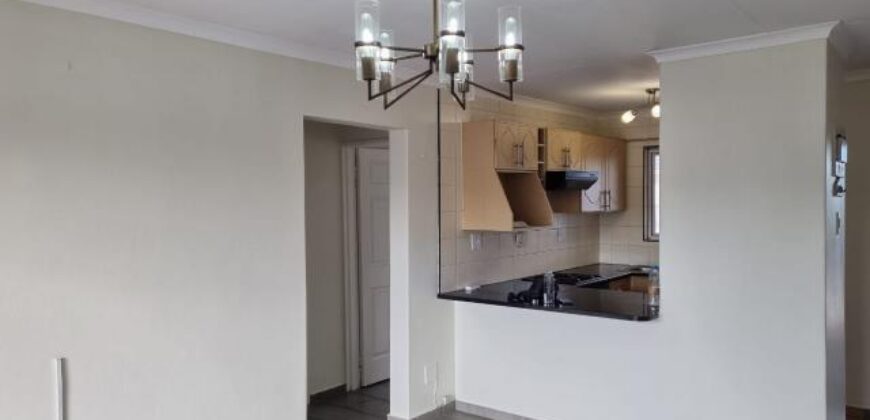 NORTH BEACH – SUMMER SANDS- SOL HARRIS CRESCENT- WELL PRESENTED 2 BEDROOM 1 BATH WITH 1 SECURE PARKING FOR SALE
